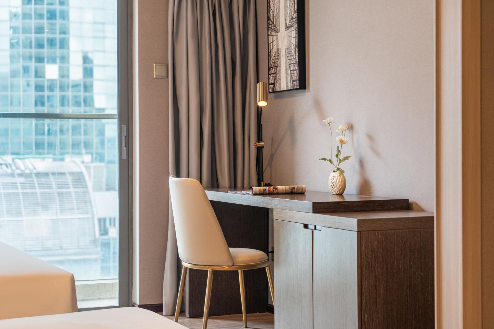 Foshan Poltton International Serviced Apartment-Canton Fair Free Shuttle Bus Exterior photo